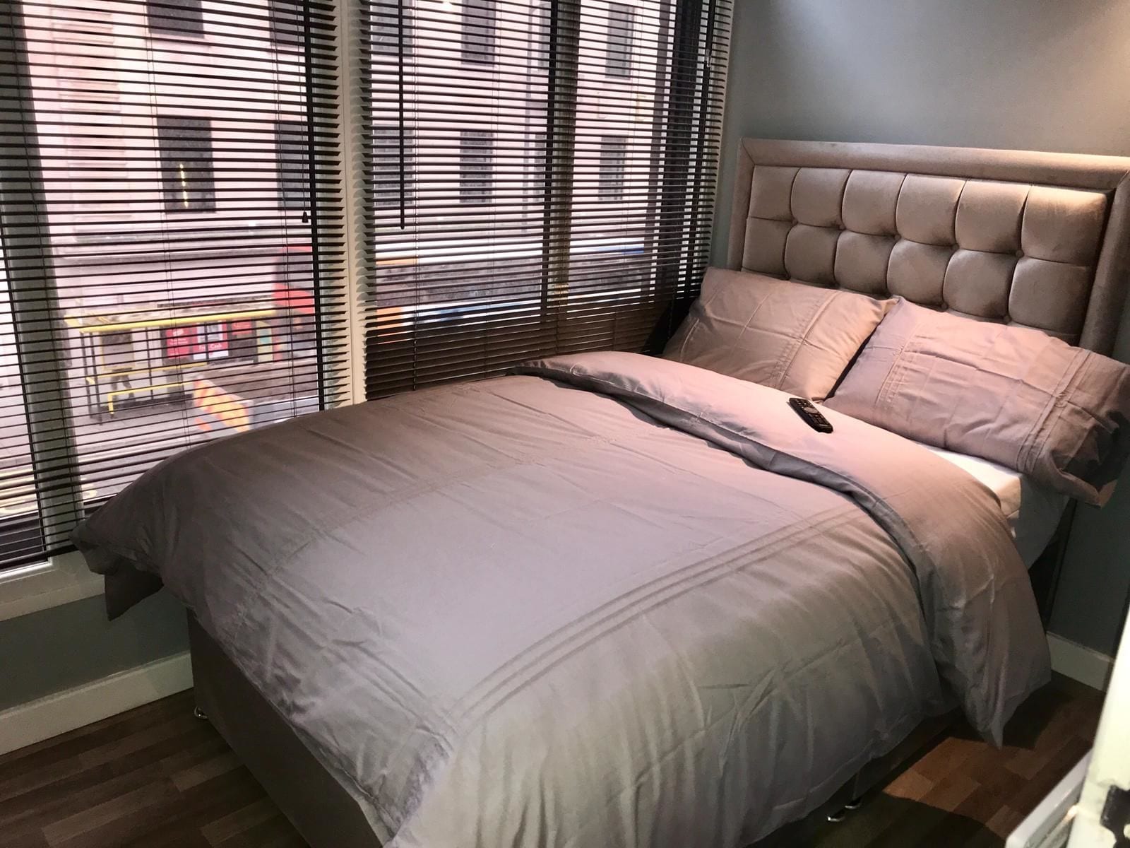 STANDARD, DOUBLE BED