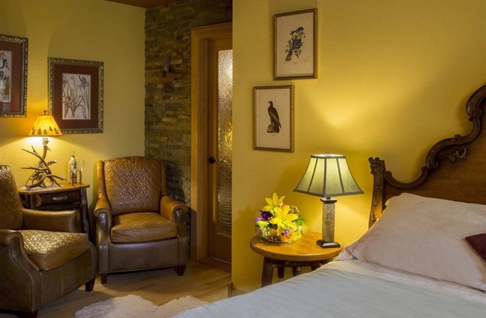 Hidden Serenity Bed and Breakfast 13/47