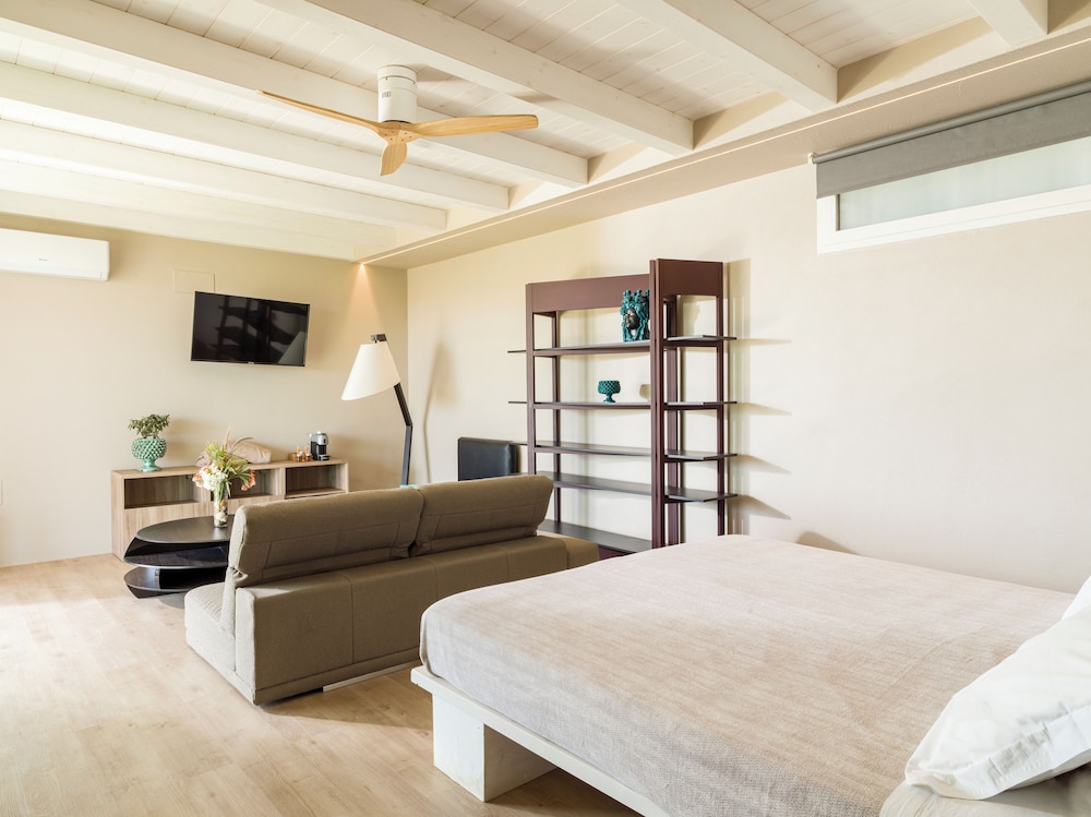 Agua Green Resort 6/25