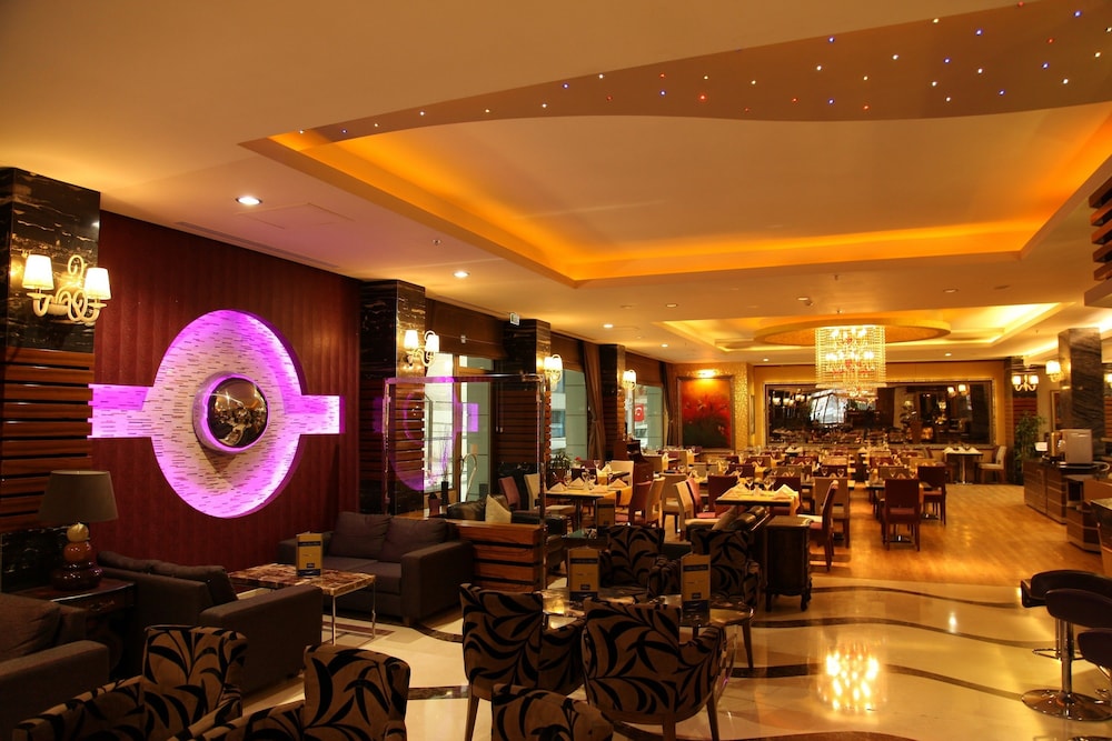 Armis Hotel 35/50
