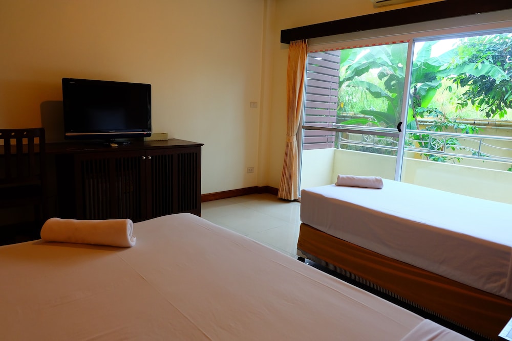Baan Suanphet Resort 14/17