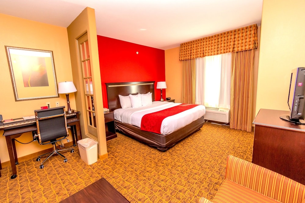 Spark By Hilton Pearland 14/37