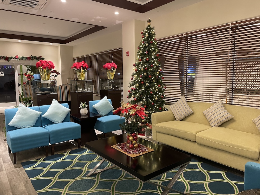 Surfrider Resort Hotel 57/79