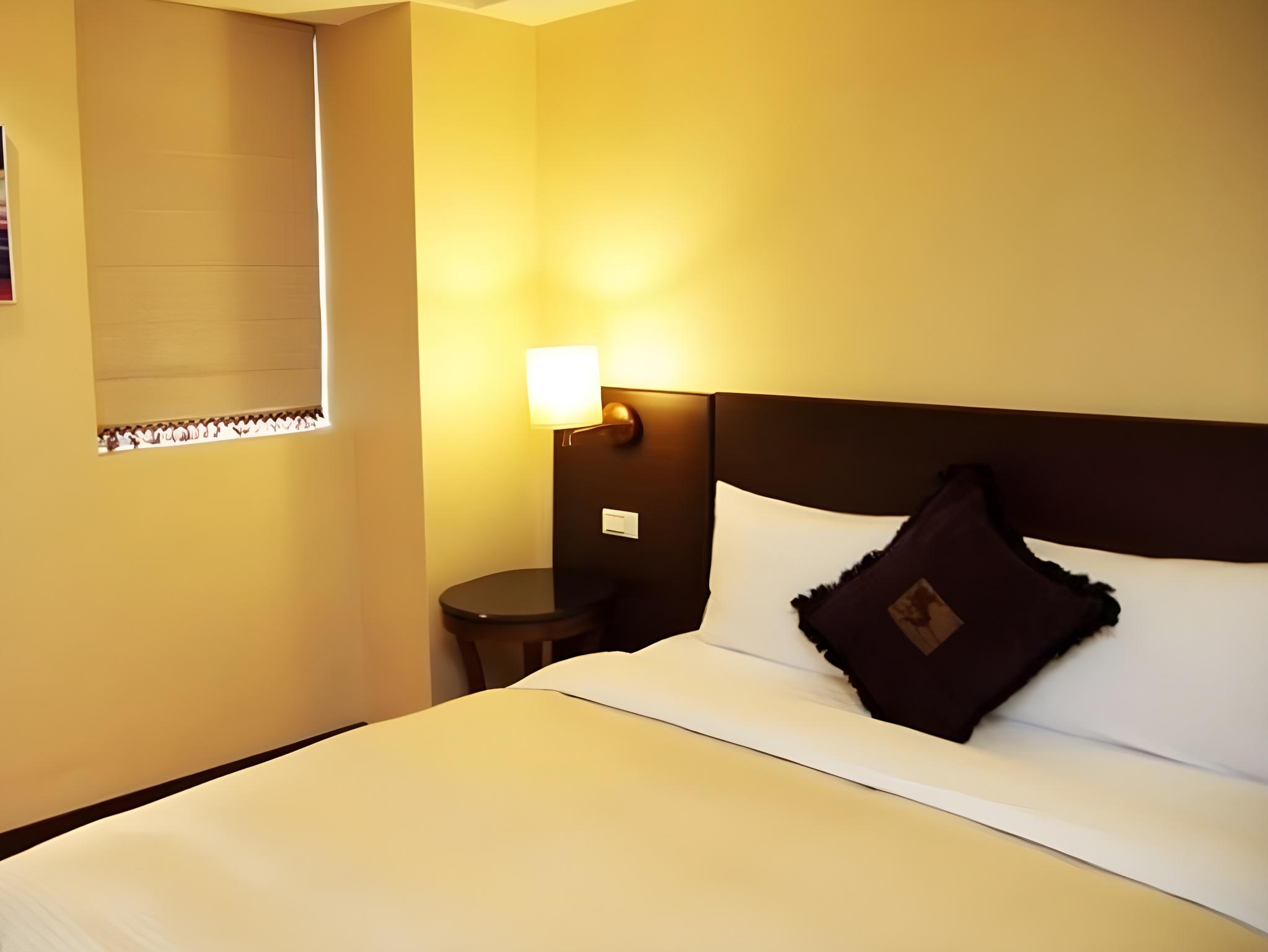 Economy, Double Bed