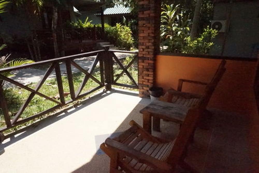 Dream Valley Resort Tonsai Beach 55/72