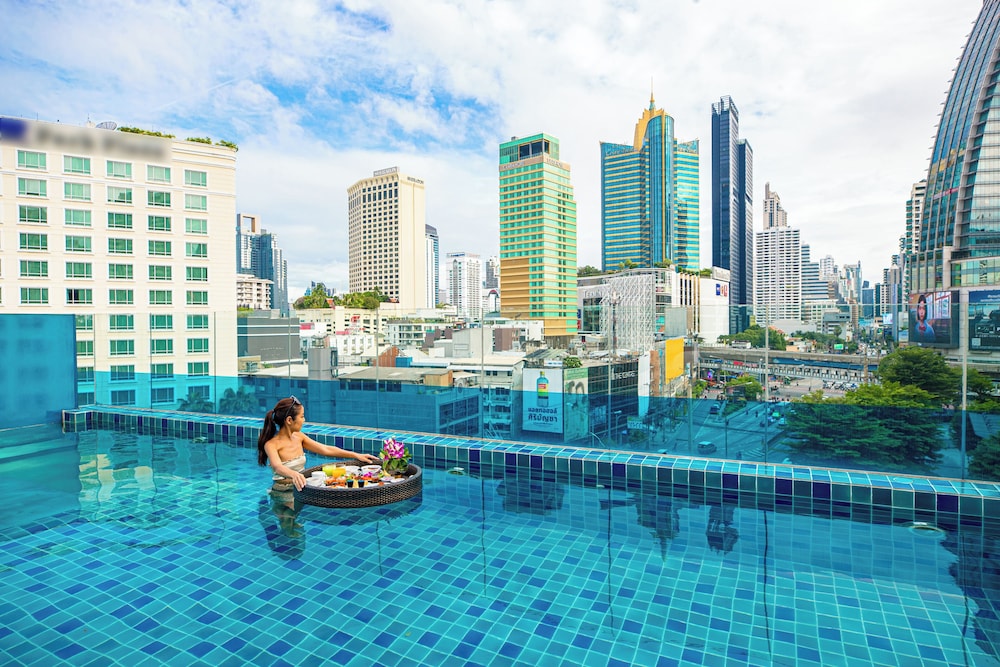 Hotel Clover Asoke 47/50
