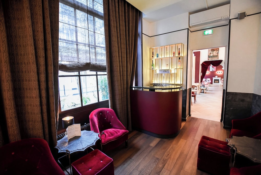 Hotel Pax Opera 44/63