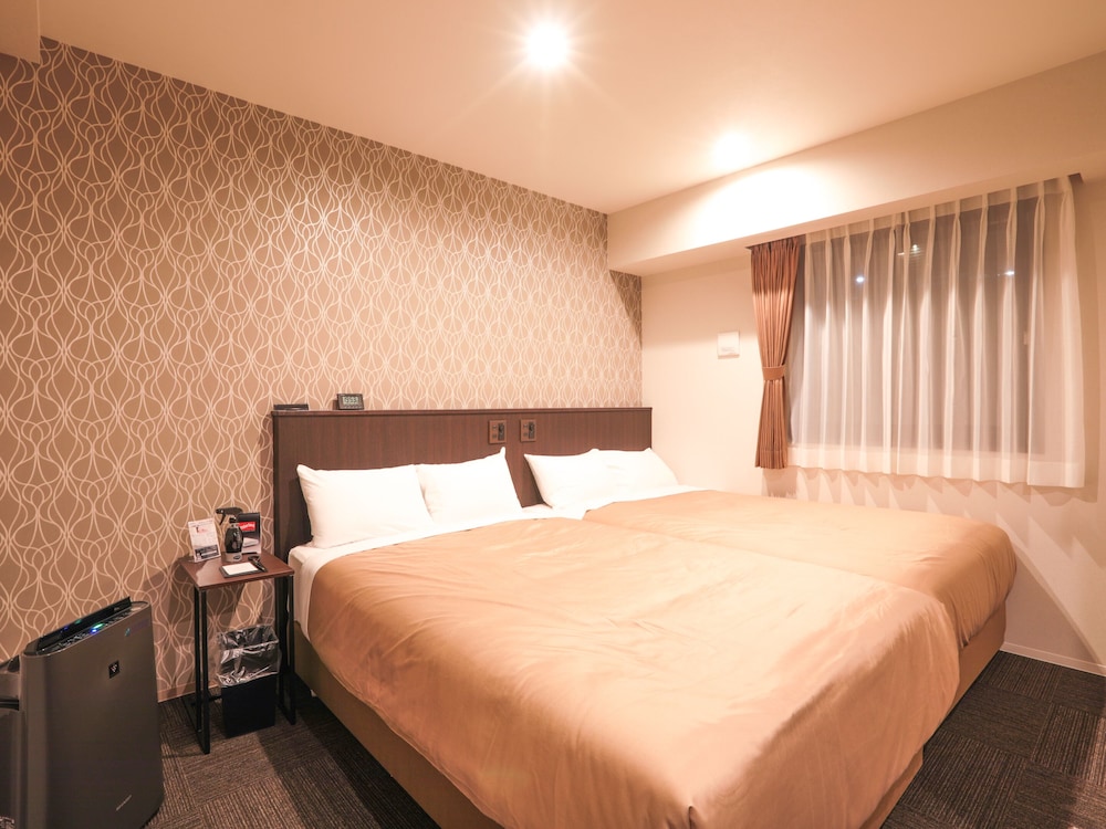 HOTEL LiVEMAX Shin Yokohama 8/16