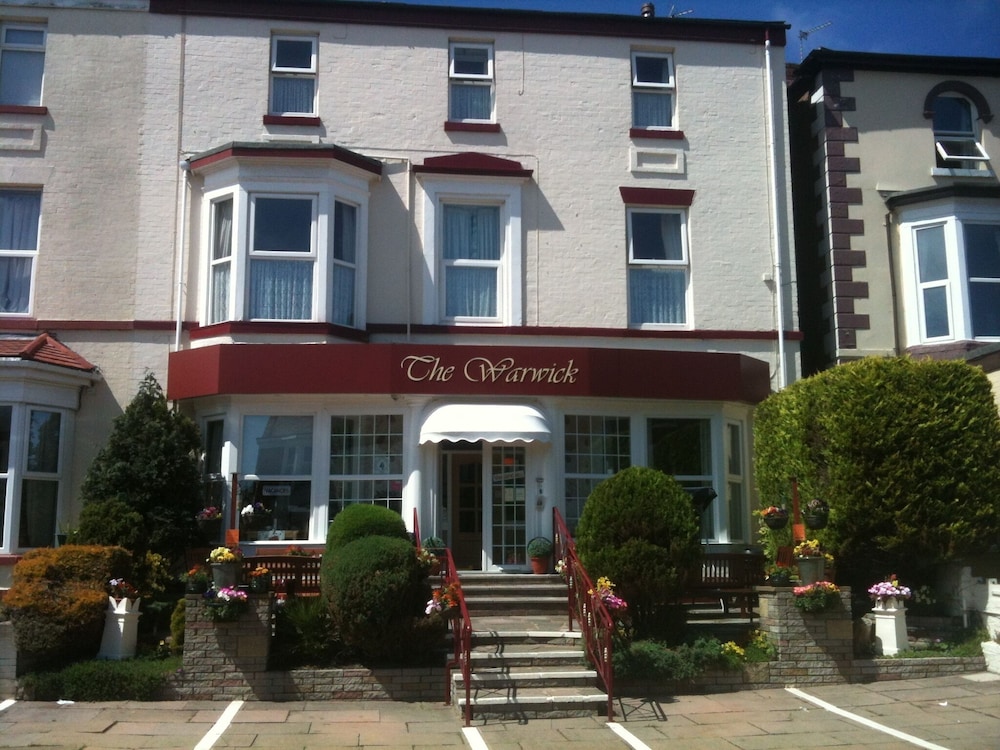 The Warwick - Guest House 1/50