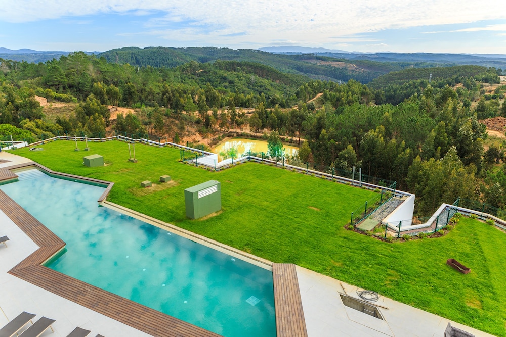 Enigma Nature Water Hotel 62/67