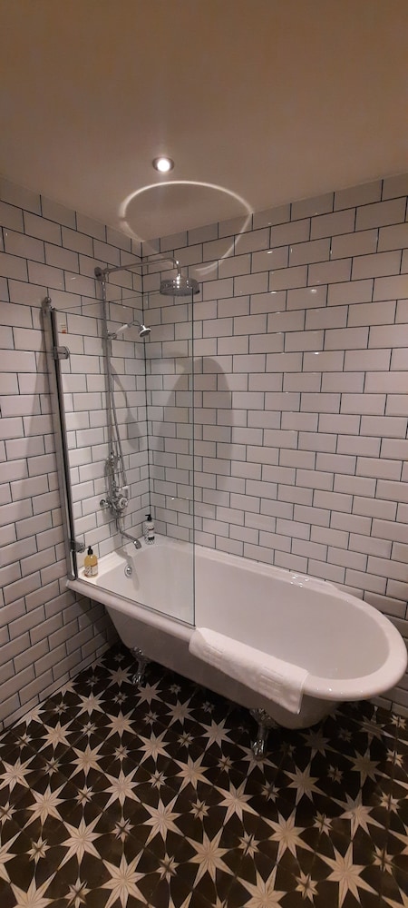 Alison House Hotel 45/50