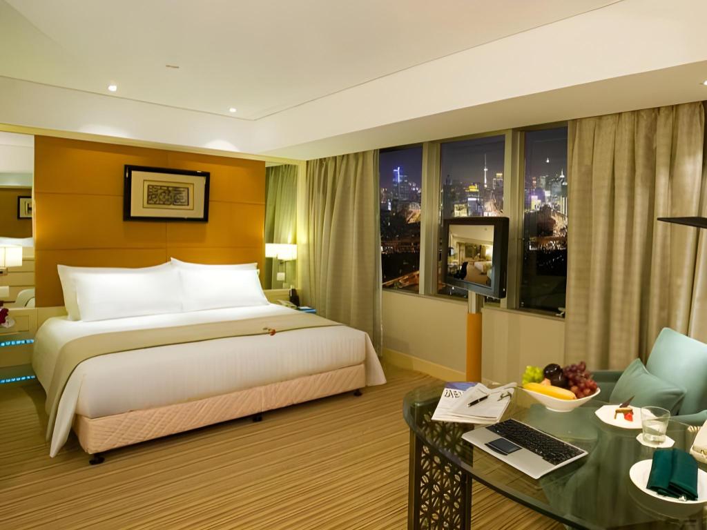 غرفة ديلوكس بسرير كوين، Jin Jiang Tower Hotel 5/7