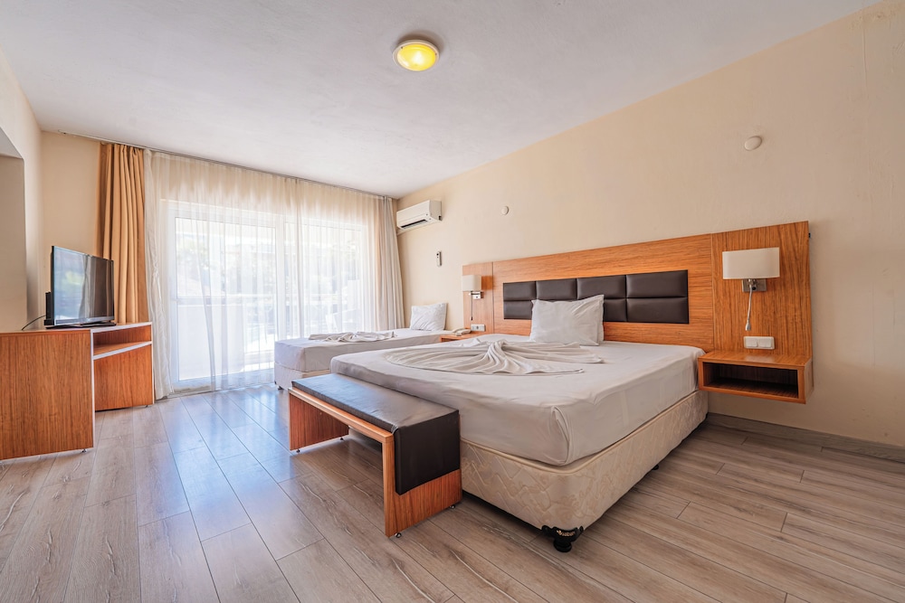 Begonville Hotel 16/50