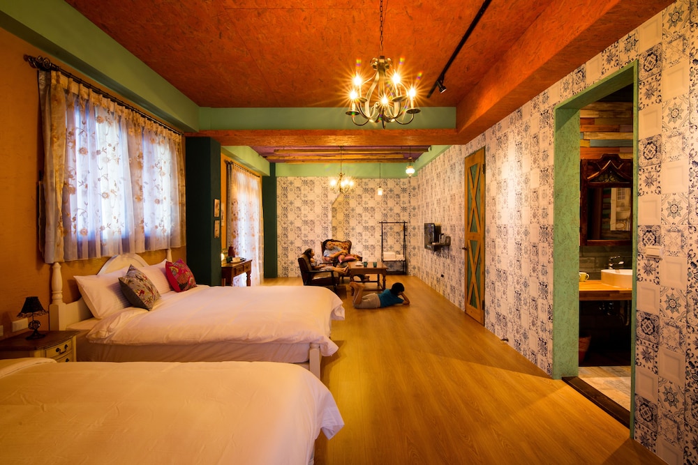 Fly Inn Yilan 13/60