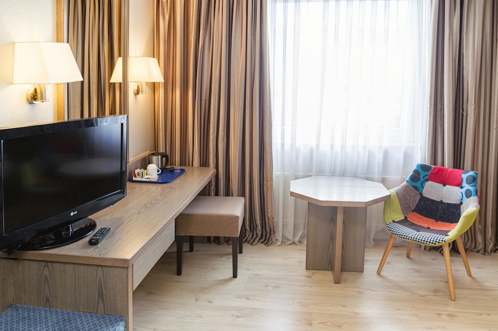 Radisson Hotel Dusseldorf City Center 55/65