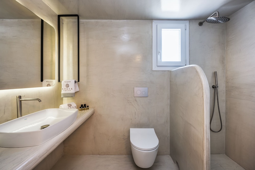 V Suite, King Bed, Sea View, 2 Sofa