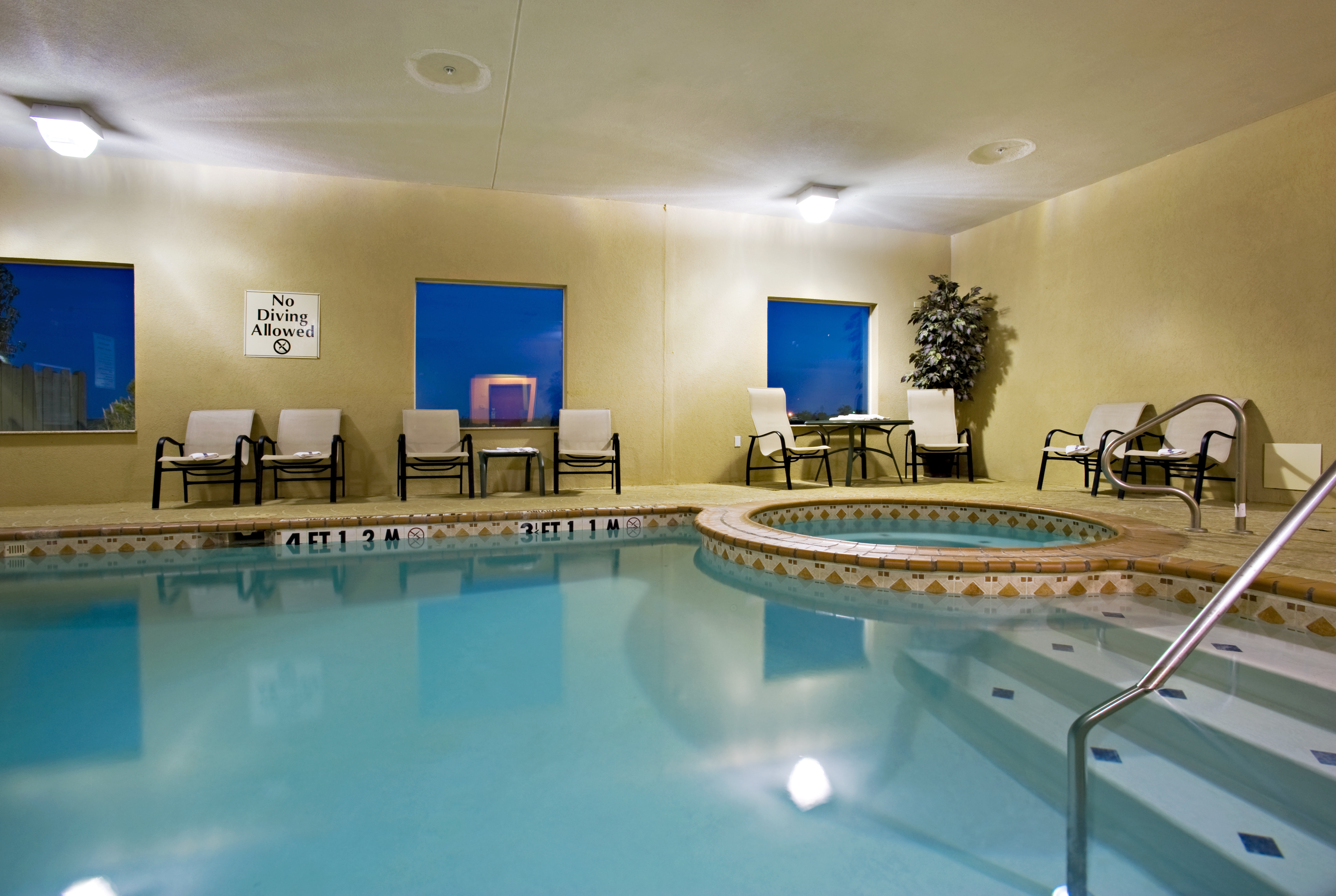 Holiday Inn Express Hotel & Suites Sweetwater 27/47