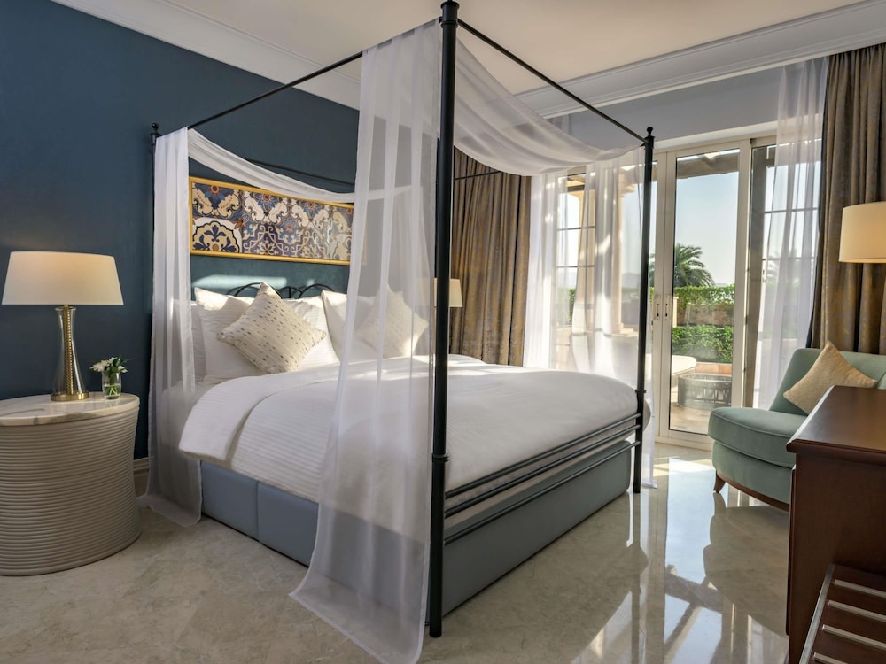 EXECUTIVE, SUITE, CITY VIEW