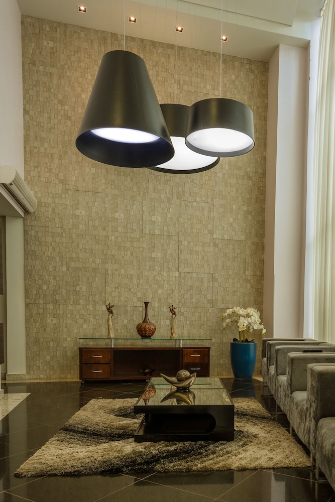 Lindoya Hotel 5/50