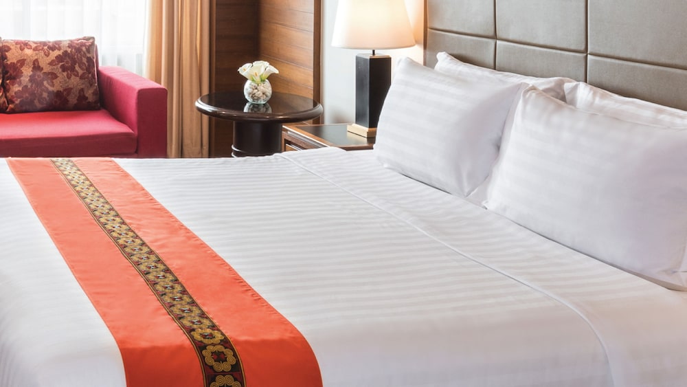 Movenpick Suriwongse Hotel Chiang Mai 20/70