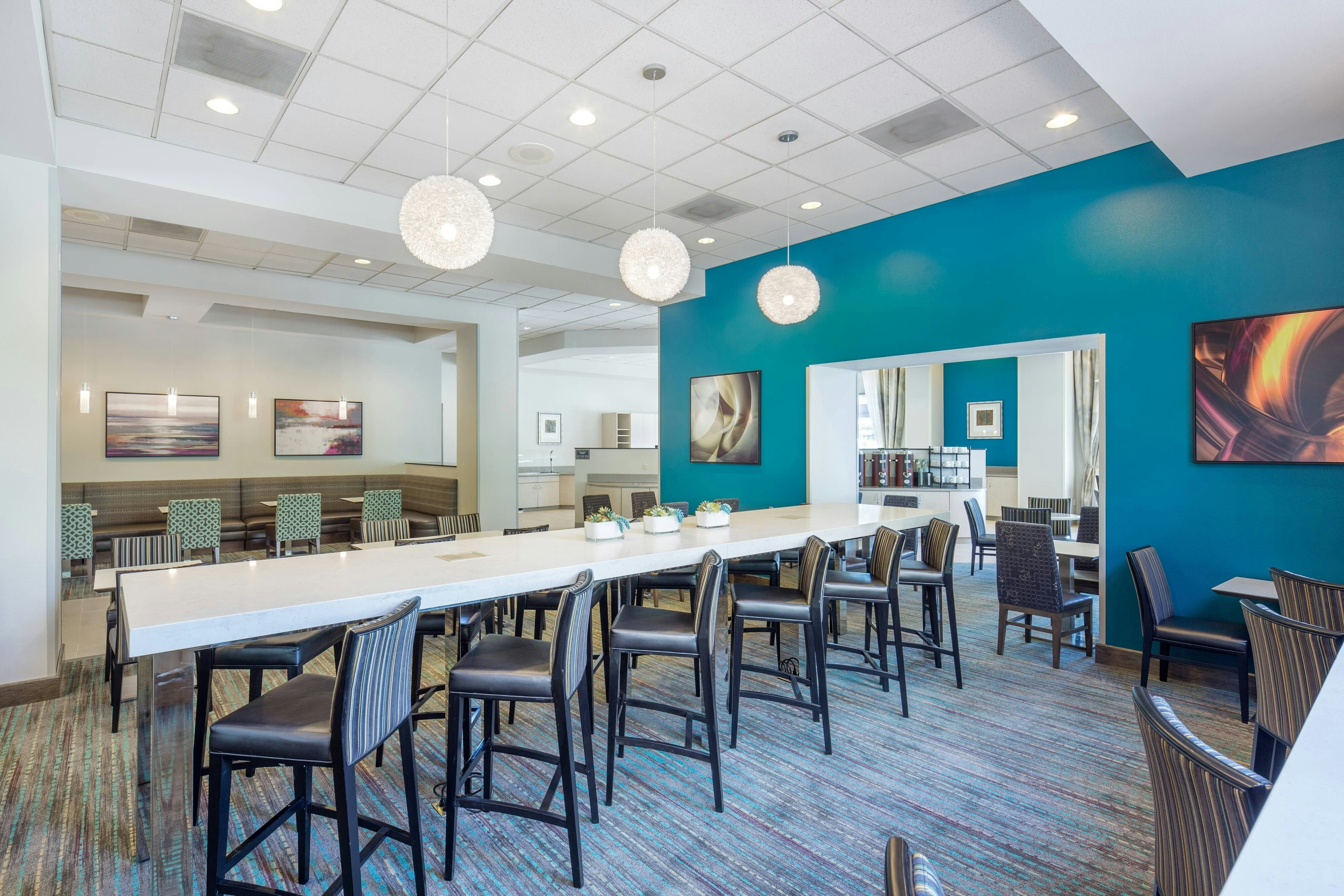 Residence Inn By Marriott Portland Downtown Riverplace 36/53