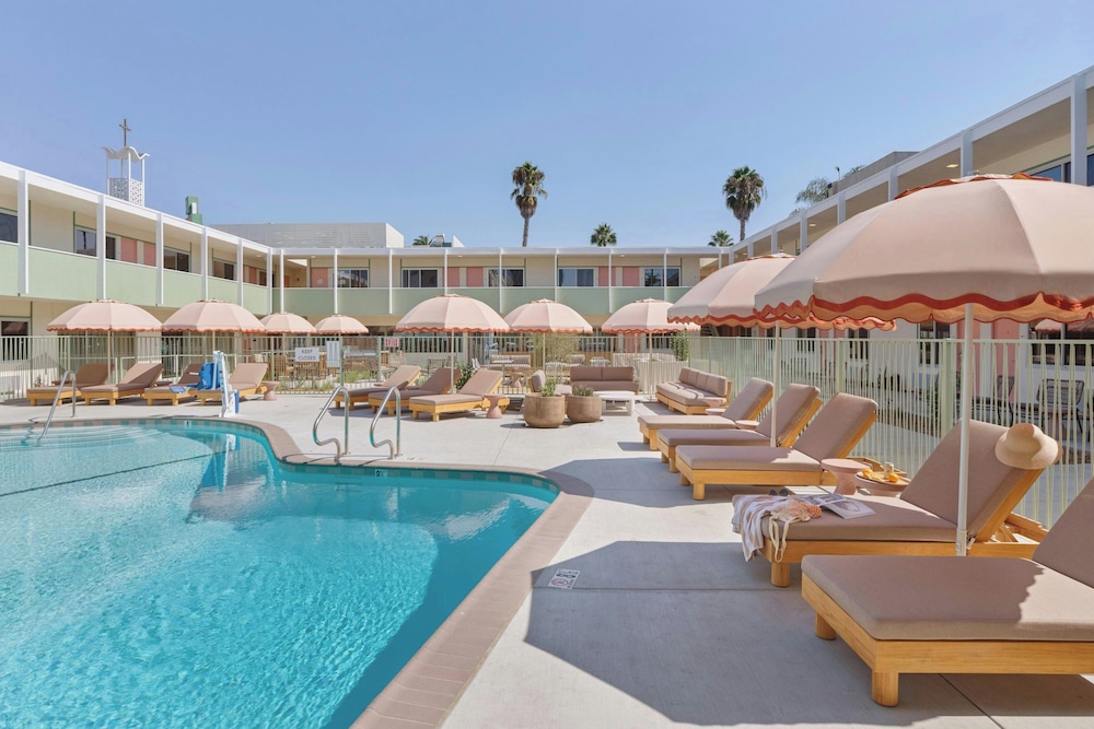 City Center Hotel Long Beach, Sonder by Marriott Bonvoy 45/53