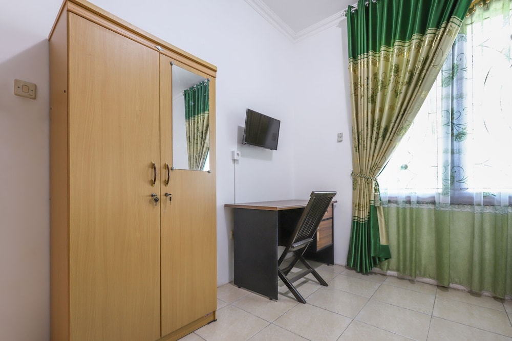 OYO 3789 Bukit Somber Residence Syariah 12/17