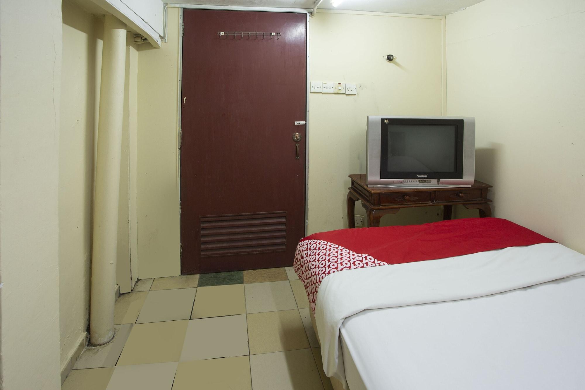 SPOT ON 90137 Casavilla Hotel Pudu 17/50