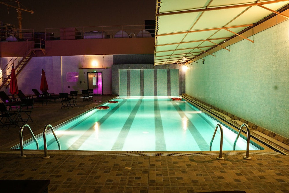 Arman Hotel Juffair Mall - Tap to explore photos