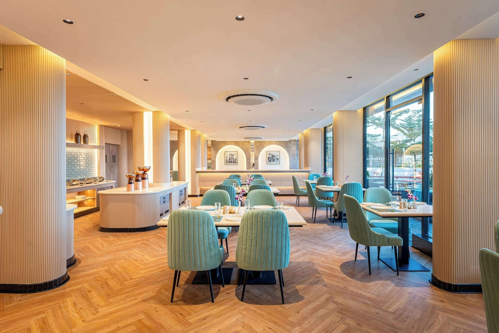 Park Inn & Suites by Radisson Bengaluru Yelahanka 35/50