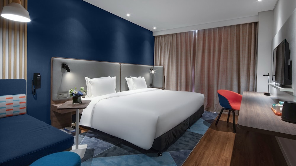 Holiday Inn Express Shanghai Hongqiao North 21/70