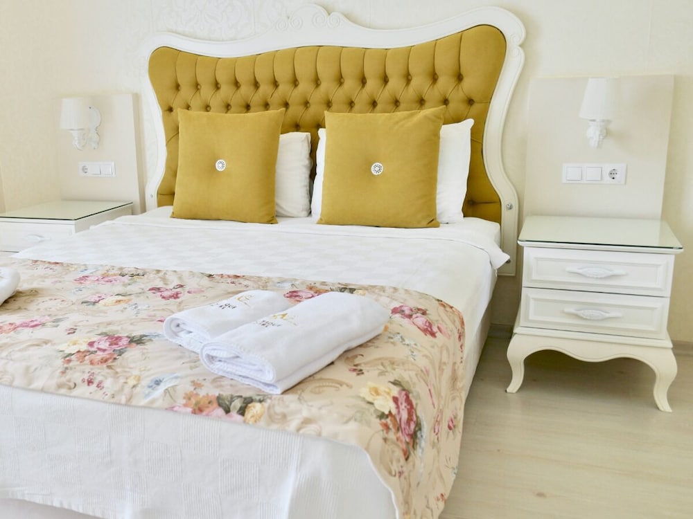 Gocek Naz Hotel 28/68