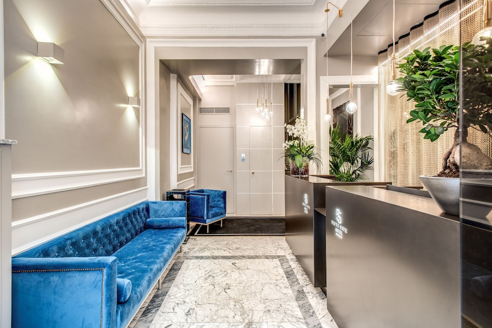 Hotel 55 Fiftyfive 45/68