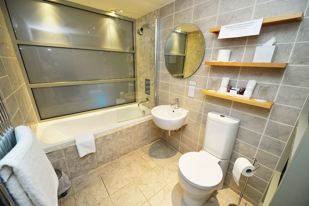 Glynhill Hotel 38/49