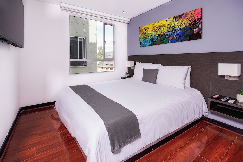 ROOM, TRIPLE