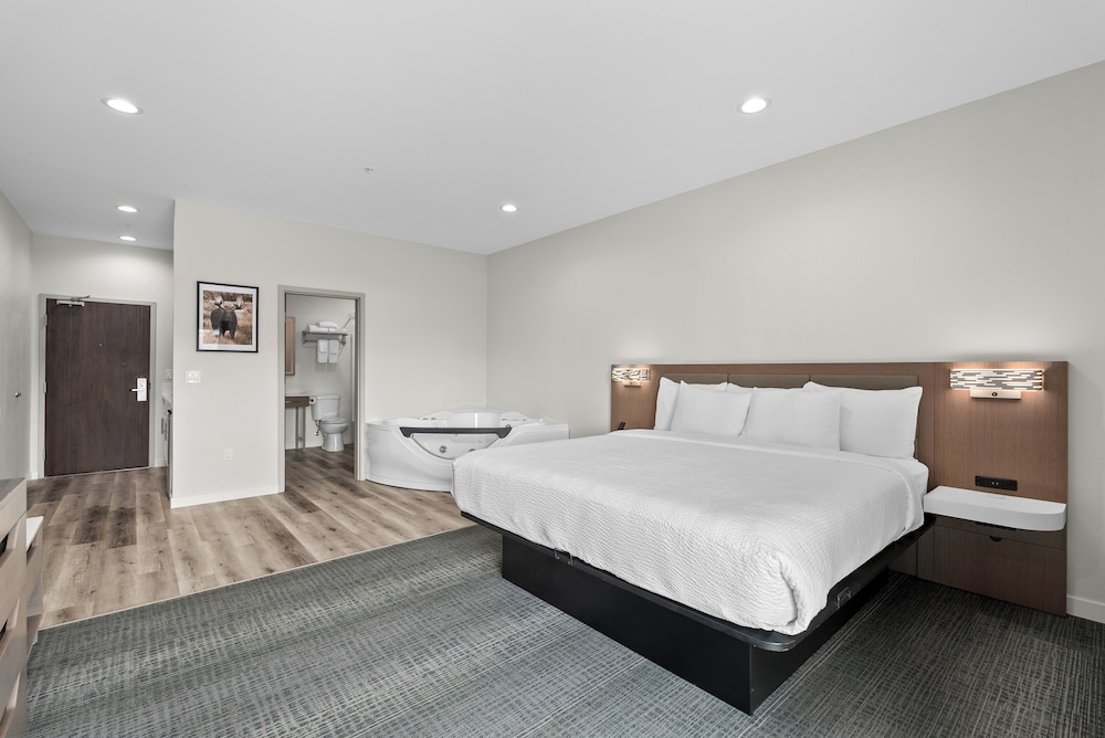 Glacier, Suite, King Bed