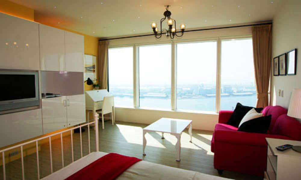 85 Cape Suites 47/74