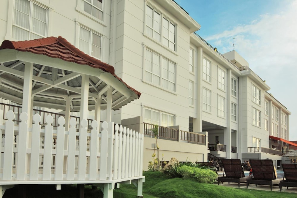 Hotel On The Rock 46/61