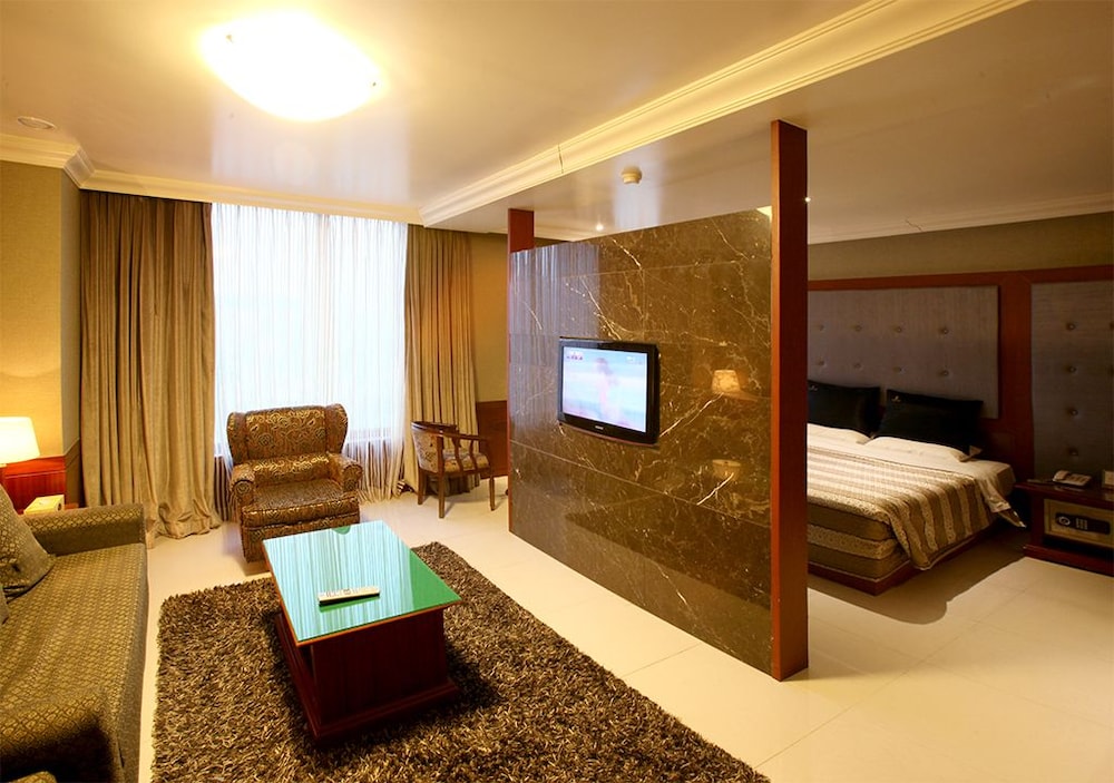 Hotel Lake 23/54