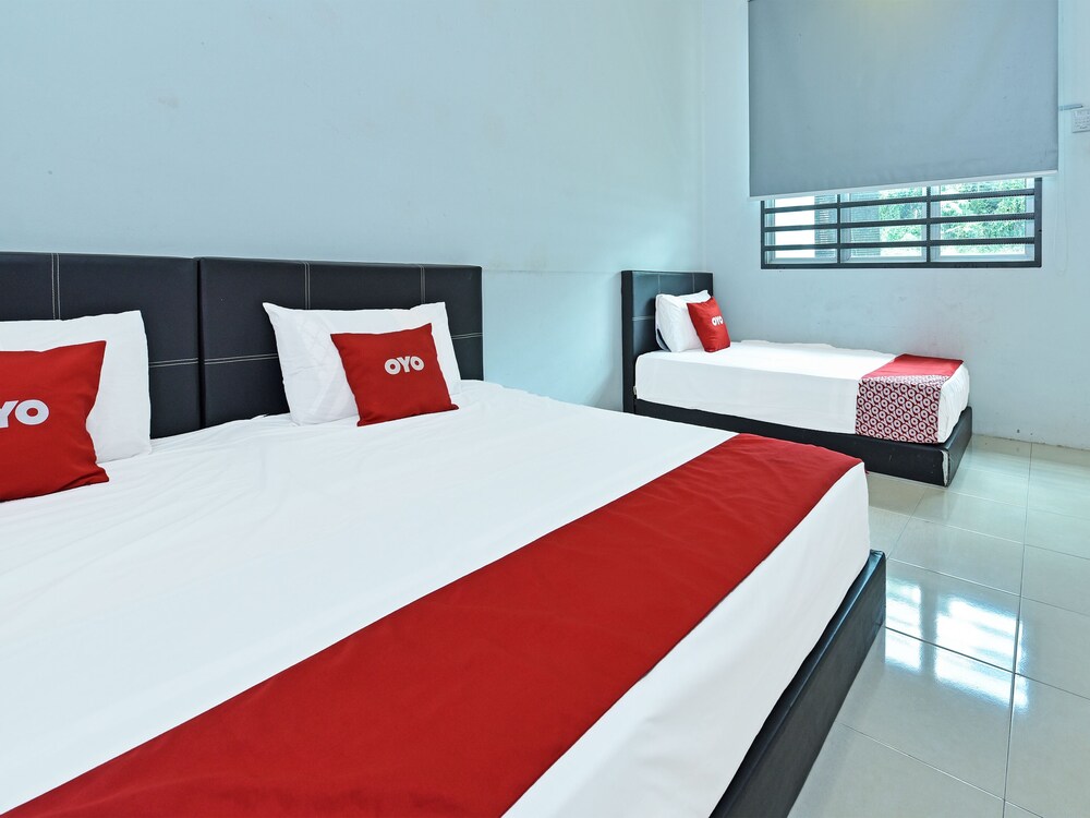 Oyo 89777 Urbanstay Kuantan 11/39