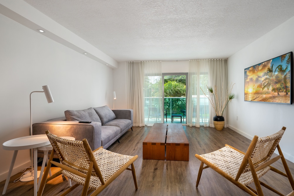 Beach Haus Bal Harbour 47/76