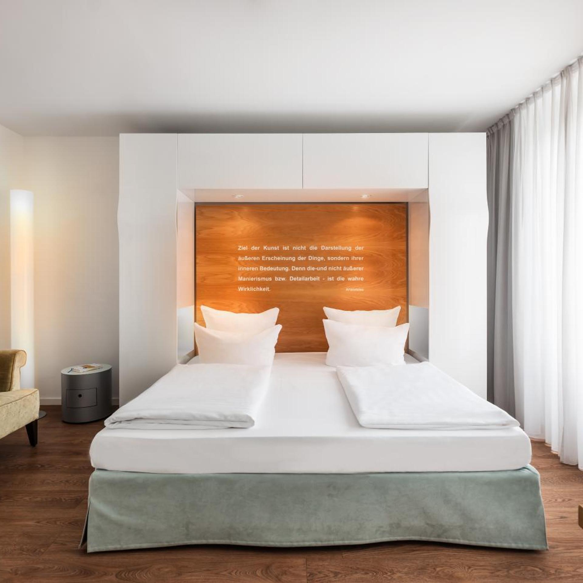 Courtyard, Comfort, Double Bed