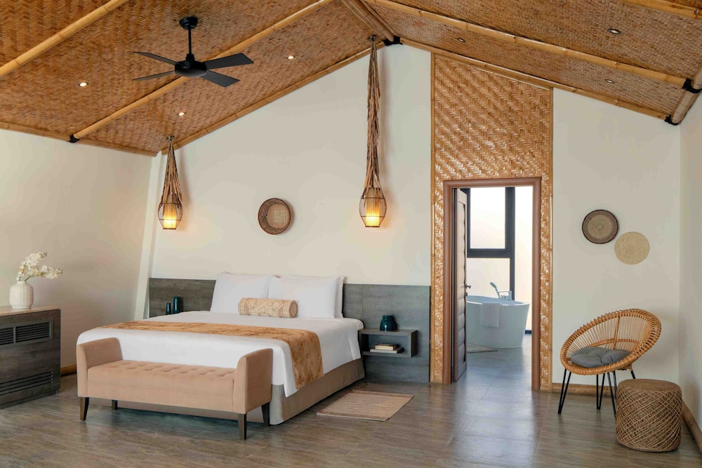 Anantara World Islands Dubai Resort 20/78
