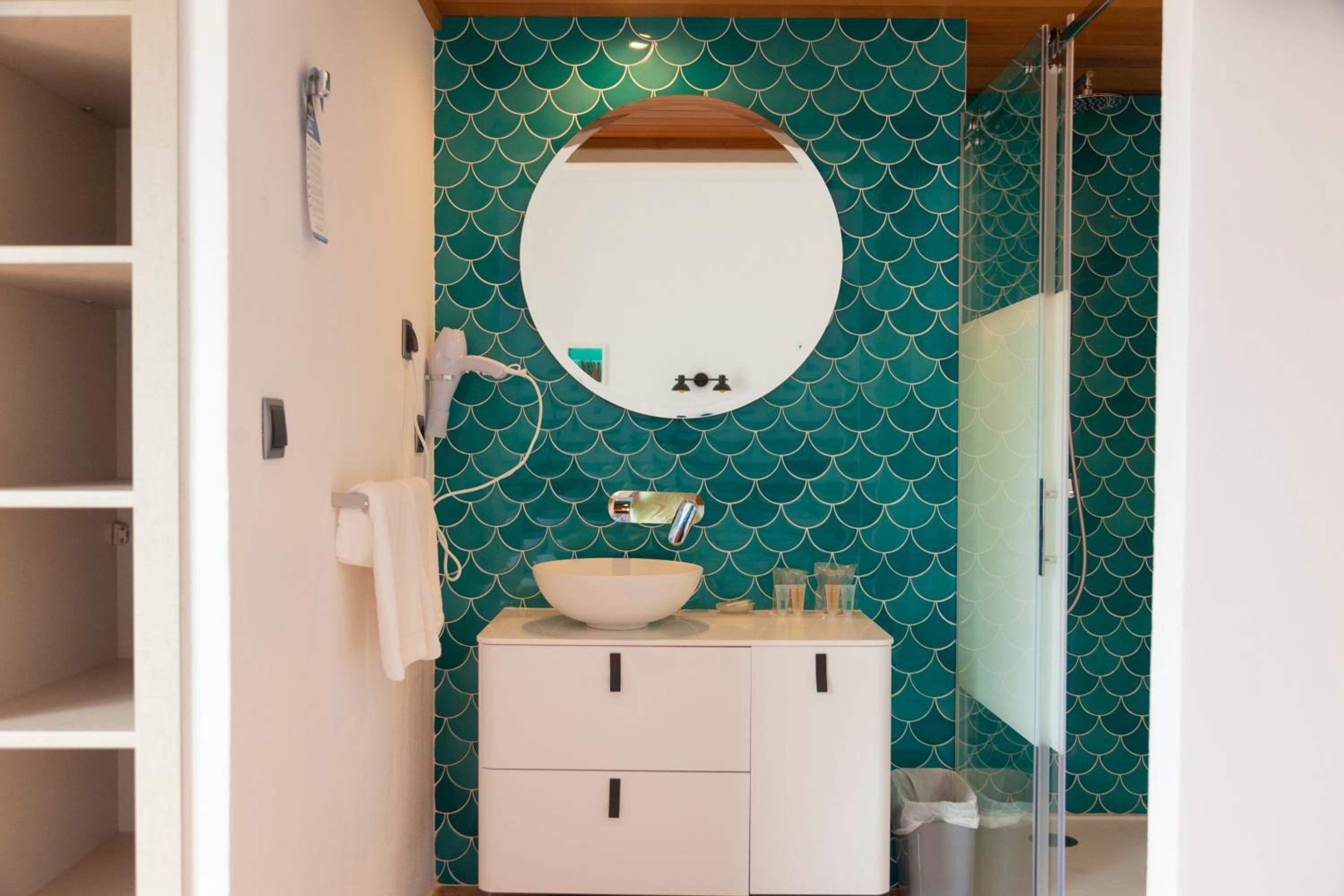 Rocaplana Hostal 48/49