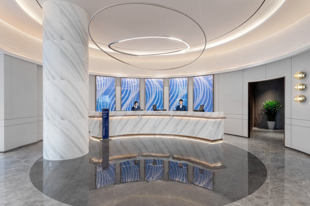 Holiday Inn Express Shanghai Gumei 11/56