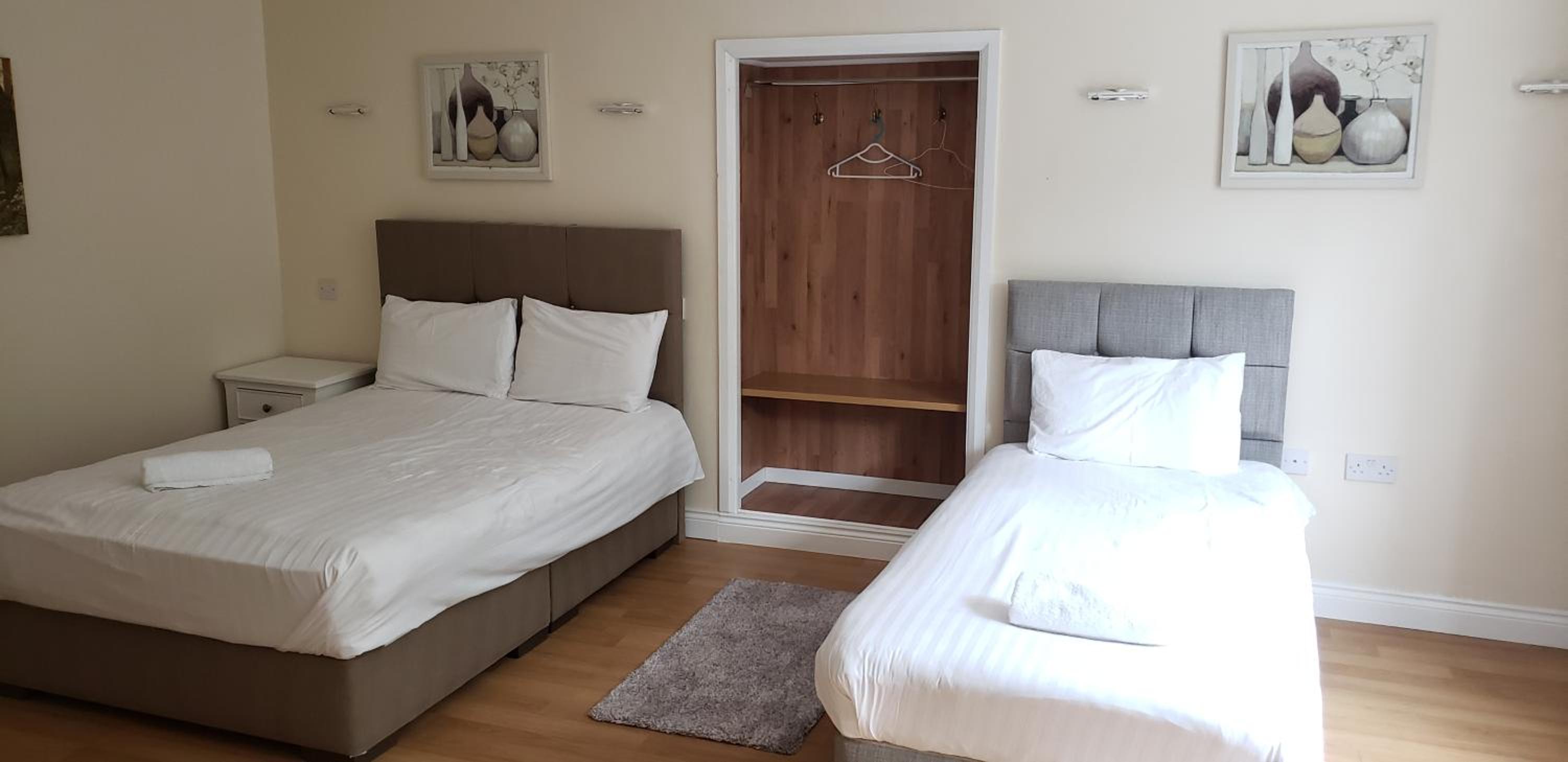 Stansted Airport Lodge 8/27