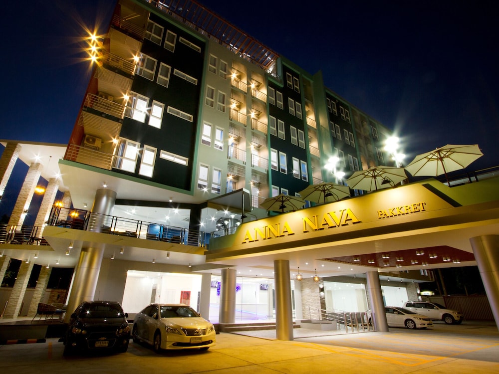 Anna Nava Pakkret Hotel 9/71