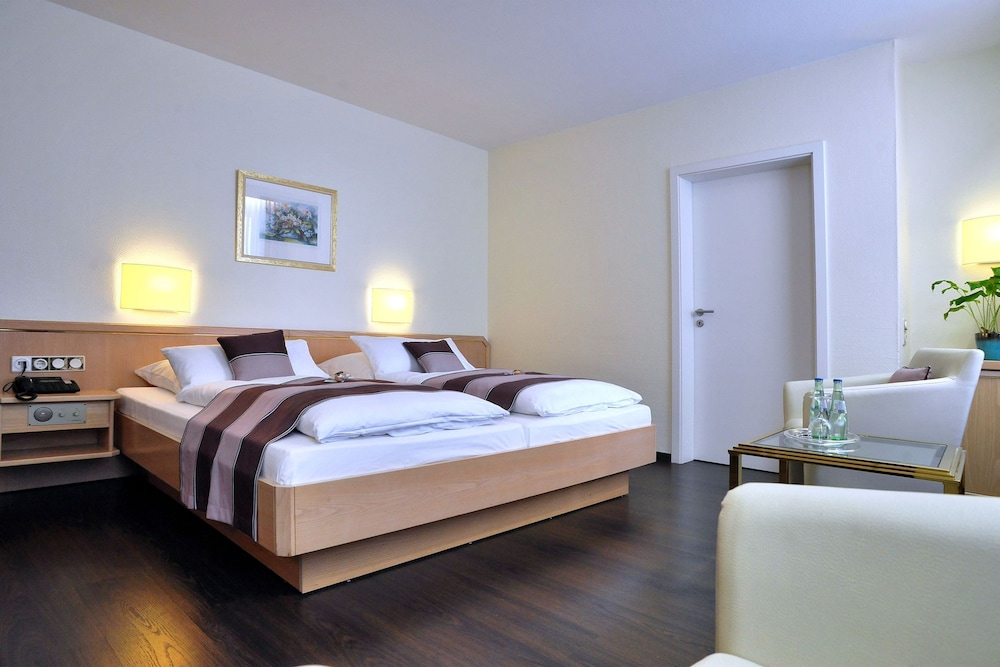 Trip Inn Hotel Esplanade 29/71