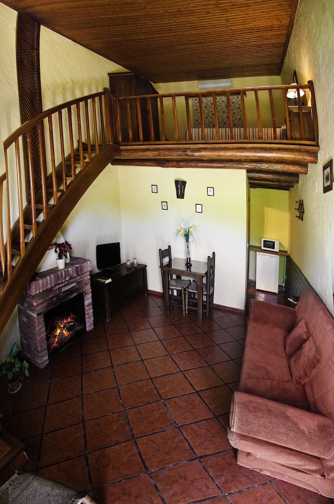HOTEL GALAROZA SIERRA 33/58