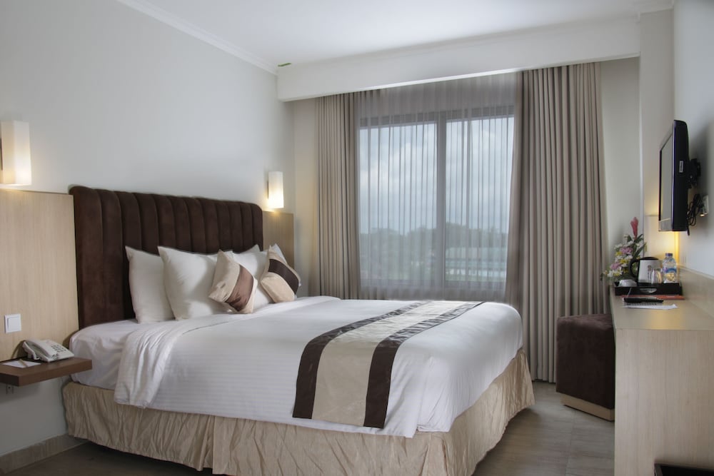 Vrata Hotel Yogyakarta 16/30